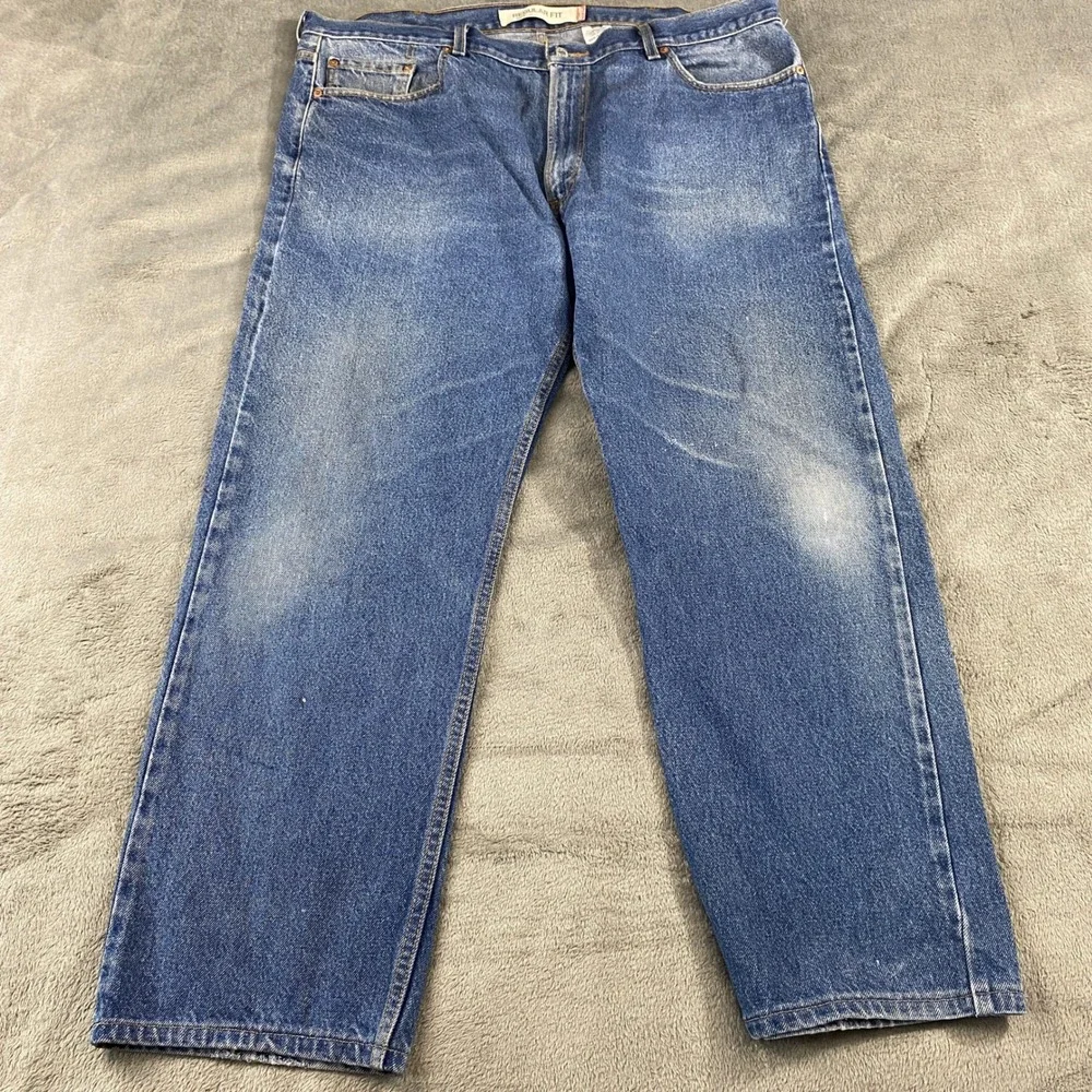 VTG Levis 505 Jeans Mens W42L30 Blue Regular Fit Straight Leg Medium Wash Y2K